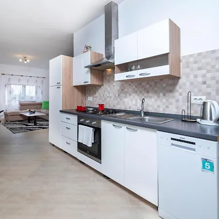 Beautiful In With Kitchen